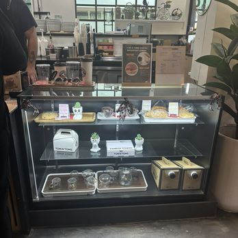 Tom N Toms Coffee - Display - Coffee & Tea Near Me - Los Angeles, California Tom N Toms Coffee - Display - Coffee & Tea Near Me - Los Angeles, California