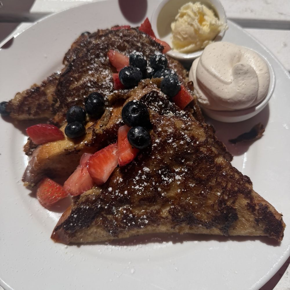 Shorehouse Kitchen - Caramelized Tahitian Vanilla Bean French Toast - Coffee & Tea Near Me - La Jolla, California Shorehouse Kitchen - Caramelized Tahitian Vanilla Bean French Toast - Coffee & Tea Near Me - La Jolla, California