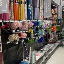 Party City - Wrapping paper