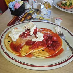 Huddle House - Strawberry pancakes