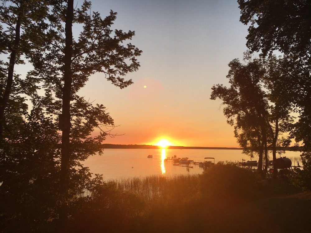 CHERNEY’S RESORT Updated October 2024 13887 6 Mile Lake Rd NE, Bena, Minnesota Hotels