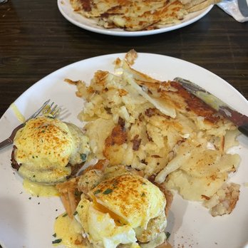 Broken Yolk Cafe - Breakfast & Brunch Near Me - Fullerton, California Broken Yolk Cafe - Breakfast & Brunch Near Me - Fullerton, California