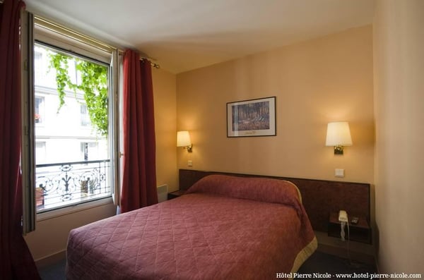 Hôtel Pierre Nicole by null