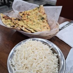 Garlic naan and rice