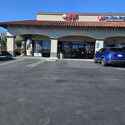 JeJe Mediterranean Grill - The front