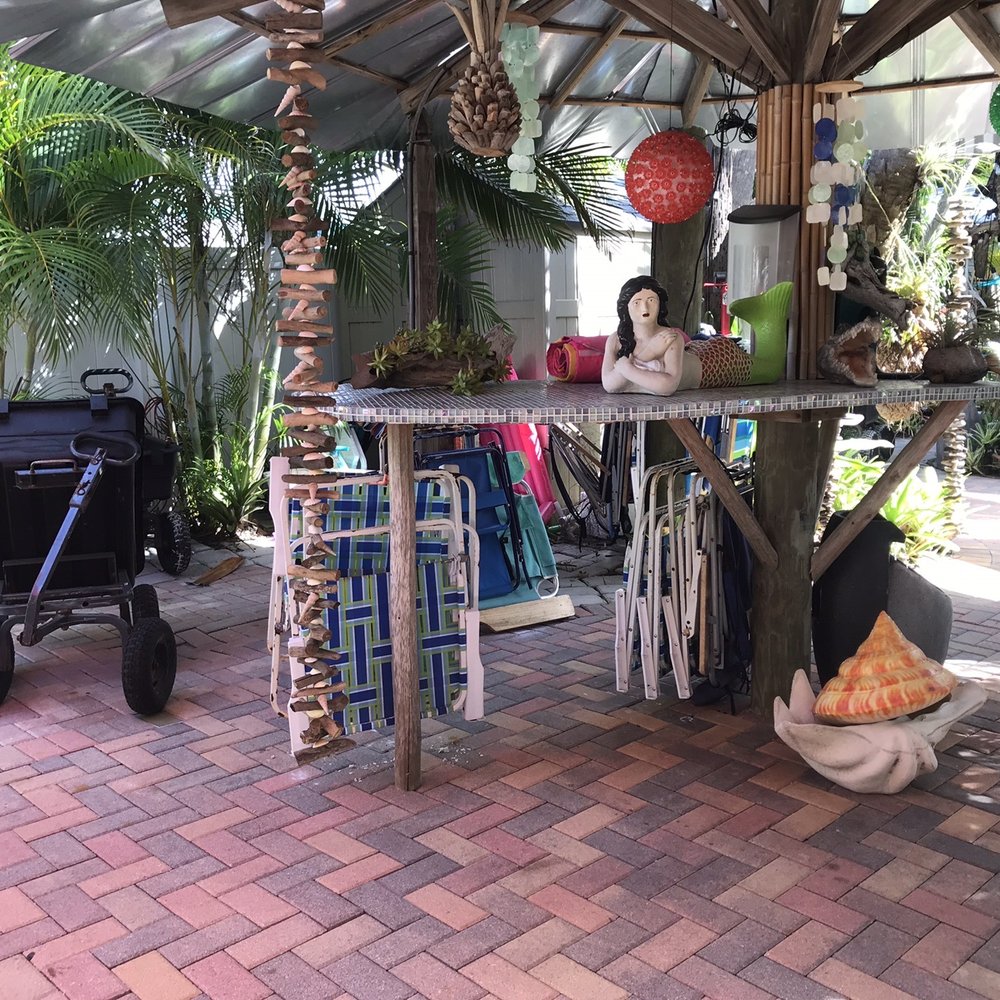 Beachpoint Cottages - Beach gear available for use - Vacation Rentals Near Me - Siesta Key, Florida