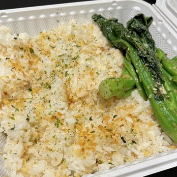 Carne Cartel - Rice "dun" up and veggies that comes with the short rib special - Food Trucks Near Me - Toronto, Ontario