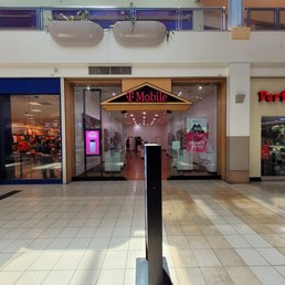 Exterior outside entrance of T-Mobile Authorized Retailer - Moreno Valley, California Exterior outside entrance of T-Mobile Authorized Retailer - Moreno Valley, California