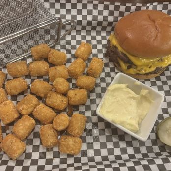 Stout's Pub - Classic California Cheeseburger & Tots - Pubs Near Me - Falcon Heights, Minnesota