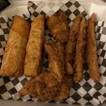 Old Whitten Tavern - Buffalo eggs rolls, chicken strips, fried pickles - Burgers Near Me - Memphis, Tennessee Old Whitten Tavern - Buffalo eggs rolls, chicken strips, fried pickles - Burgers Near Me - Memphis, Tennessee