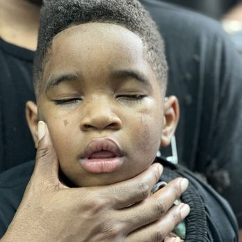 Cliffo the Barber Stylist - Barbers Near Me - Tallahassee, Florida Cliffo the Barber Stylist - Barbers Near Me - Tallahassee, Florida