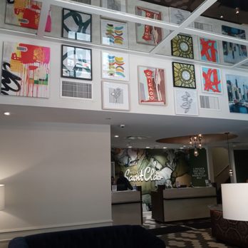 Hotel Saint Clair - Hotels Near Me - Chicago, Illinois