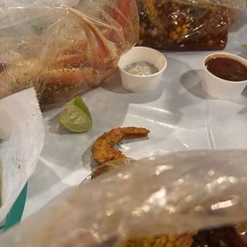 The Boiling Crab - 1 pound of Crab legs - Seafood Near Me - Los Angeles, California The Boiling Crab - 1 pound of Crab legs - Seafood Near Me - Los Angeles, California
