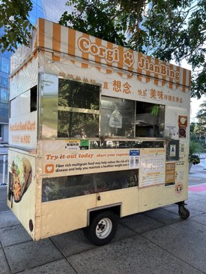 Corgi Jianbing 可吉煎饼 by null