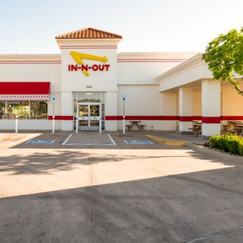 In-N-Out Burger - image - Burgers Near Me - Fort Worth, Texas In-N-Out Burger - image - Burgers Near Me - Fort Worth, Texas