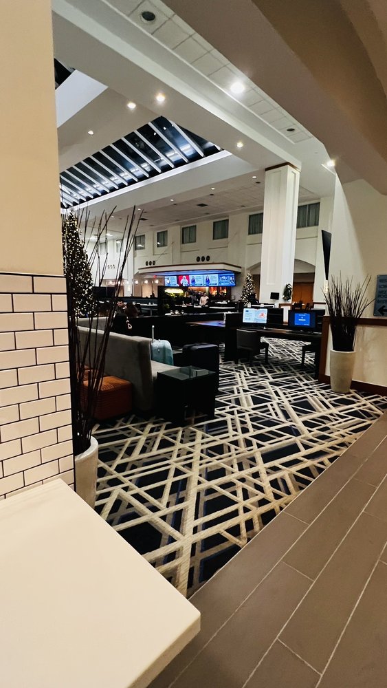 EMBASSY SUITES BOSTON LOGAN Updated April 2024 50 Photos & 21