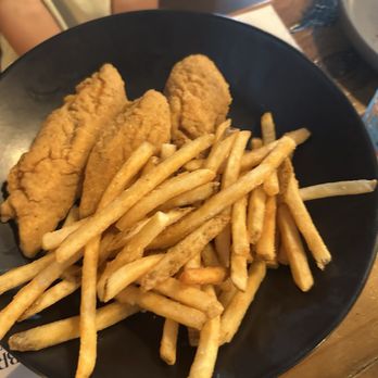 Brew & Ole’s Gastropub - Kids chicken tenders with fries - Gastropubs Near Me - Burlington, Wisconsin