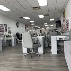Colorful Nails and Spa - Brand new nail salon