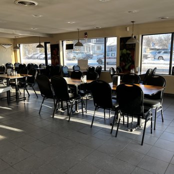 Champion's Diner & Pizzeria - empty dining room - Pizza Near Me - Bethany, Ontario Champion's Diner & Pizzeria - empty dining room - Pizza Near Me - Bethany, Ontario