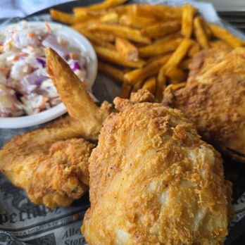 The Dockside - Broasted chicken (little too salty) fries and tasteless coleslaw. - American Near Me - Hillsboro, Ohio
