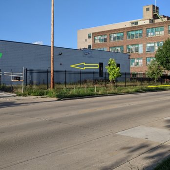 Dropout Fight Club - The way in if you park on Keefe. - Boxing Near Me - Milwaukee, Wisconsin Dropout Fight Club - The way in if you park on Keefe. - Boxing Near Me - Milwaukee, Wisconsin