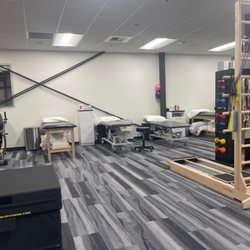 Swift Sportsdome - Other half of physical therapy room