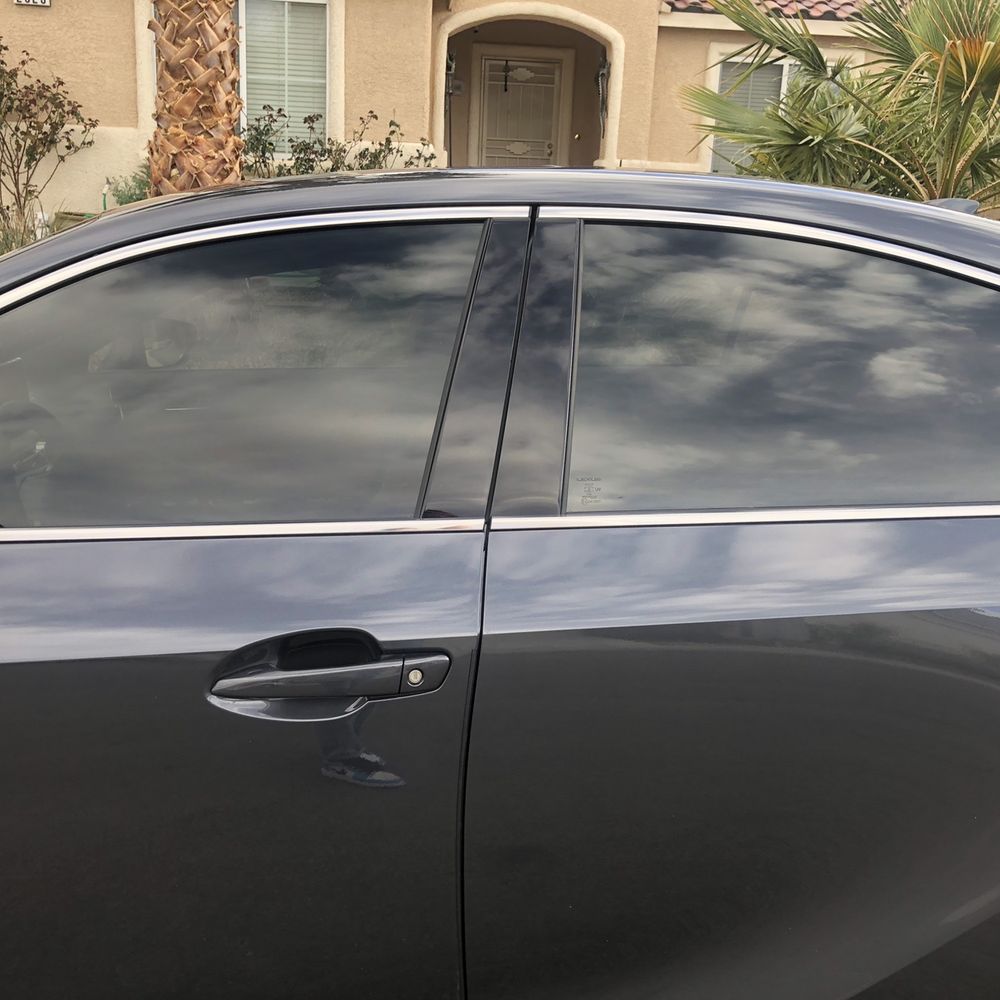 Side tint Side tint