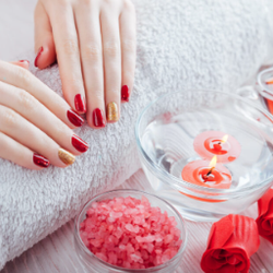 Love Nails And Spa - Manicure