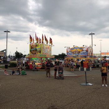 Kentucky State Fair - View from the fountain. - Stadiums & Arenas Near Me - Louisville, Kentucky Kentucky State Fair - View from the fountain. - Stadiums & Arenas Near Me - Louisville, Kentucky