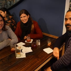 Ruca Bar - Nos costó encontrar mesa dentro