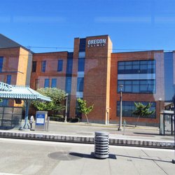 The Oregon Clinic - At Gateway Transit Center