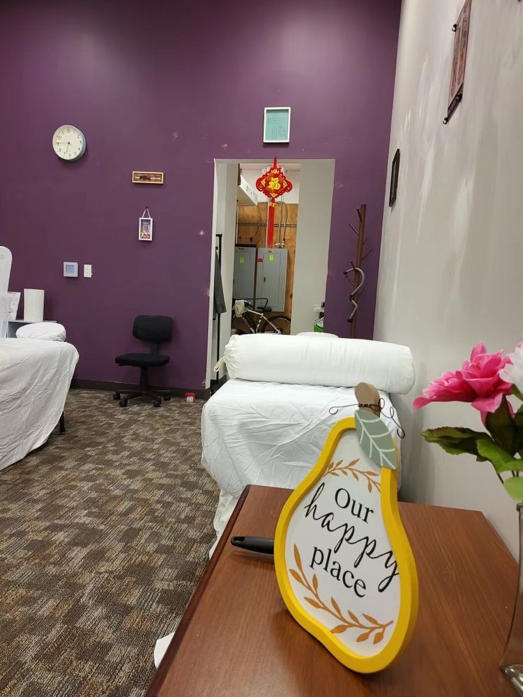 MA MASSAGE EXPRESS Updated August 2024 1500 W Chestnut St