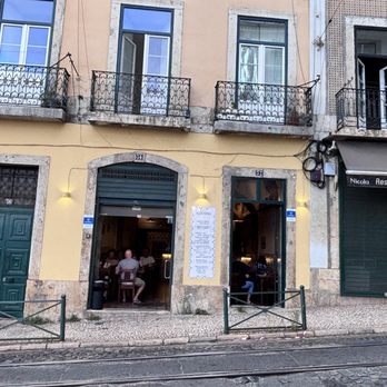 Restaurante Alpendre - Exterior - Portuguese Near Me - Lisbon, 11 Restaurante Alpendre - Exterior - Portuguese Near Me - Lisbon, 11