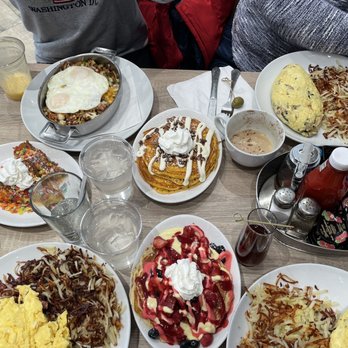 Honey Berry - Pancakes Near Me - Hoffman Estates, Illinois