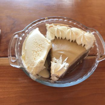 Maui Pie - Bakeries Near Me - Kihei, Hawaii