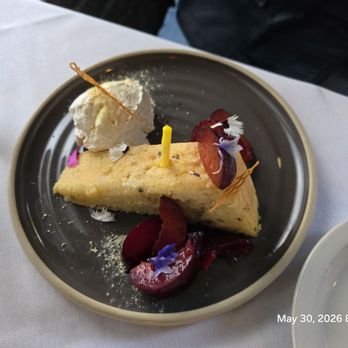 Poppy - Lemon Thyme Cake - Cocktail Bars Near Me - Cleveland, Ohio