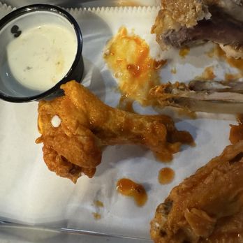 Between the Buns - Worst chicken wings I have had an that is saying something.  Go to Domino's lol. - Breakfast & Brunch Near Me - Calico Rock, Arkansas