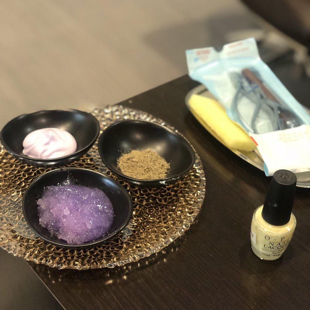 Venetien Nail - Nail Salons Near Me - Riverview, Florida