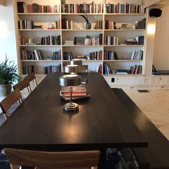 Scribner's Catskill Lodge - Lounge library - Hotels Near Me - Hunter, New York