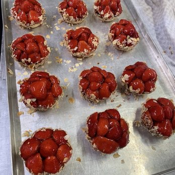 Café Kötter - Erdbeer- Tartlets - Cafes Near Me - Essen, NW