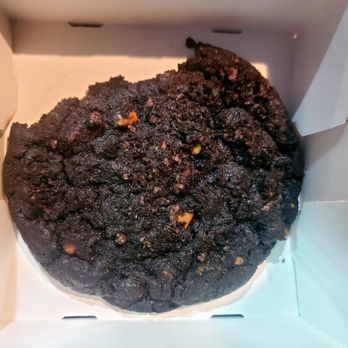 Crumbl - Carlsbad - Hmmm Peanut Butter Cookies & Cream - Bakeries Near Me - Carlsbad, California