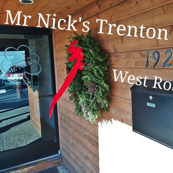 Mr Nick's - the front door of the restaurant - Breakfast & Brunch Near Me - Trenton, Michigan