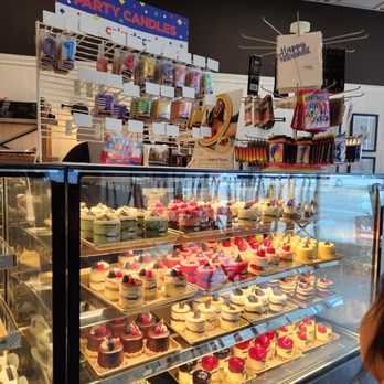 SugarBun NYC Bakery & Cafe - Cakes - Bakeries Near Me - Howard Beach, New York SugarBun NYC Bakery & Cafe - Cakes - Bakeries Near Me - Howard Beach, New York