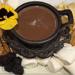 Scholar & Scribe - Sweet Romantasy Board - Chocolate Fondue with Dippables - a perfect epilogue to your night!