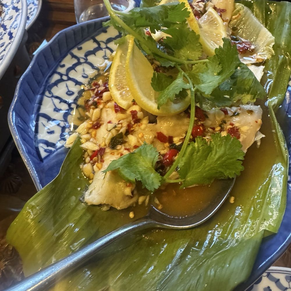 Thai Emerald Restaurant - Thai Near Me - Cirencester, GLS Thai Emerald Restaurant - Thai Near Me - Cirencester, GLS