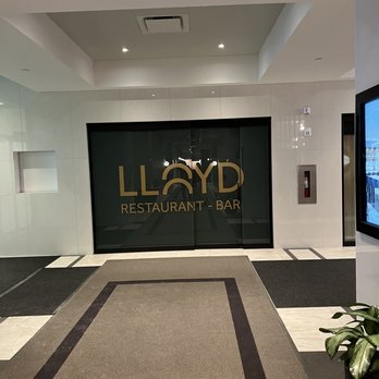 Lloyd - Lounges Near Me - Montreal, Quebec