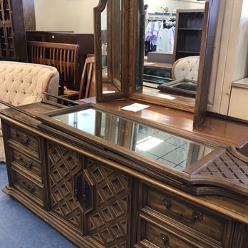 Goodwill Store & Donation Center - Thrift Stores Near Me - Philadelphia, Pennsylvania