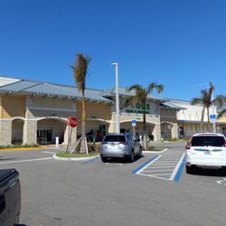Publix Super Markets