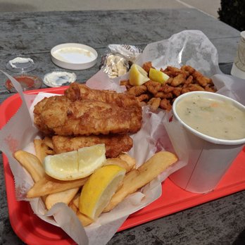 Barbara's Fishtrap - Fish and chips, clam chowder (bowl), fried clams - Seafood Near Me - Half Moon Bay, California Barbara's Fishtrap - Fish and chips, clam chowder (bowl), fried clams - Seafood Near Me - Half Moon Bay, California