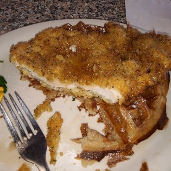 Tubby's Restaurant - Chicken waffle. No good. Breaded chicken. It not fried chicken or whatsoever. - American Near Me - Rohnert Park, California